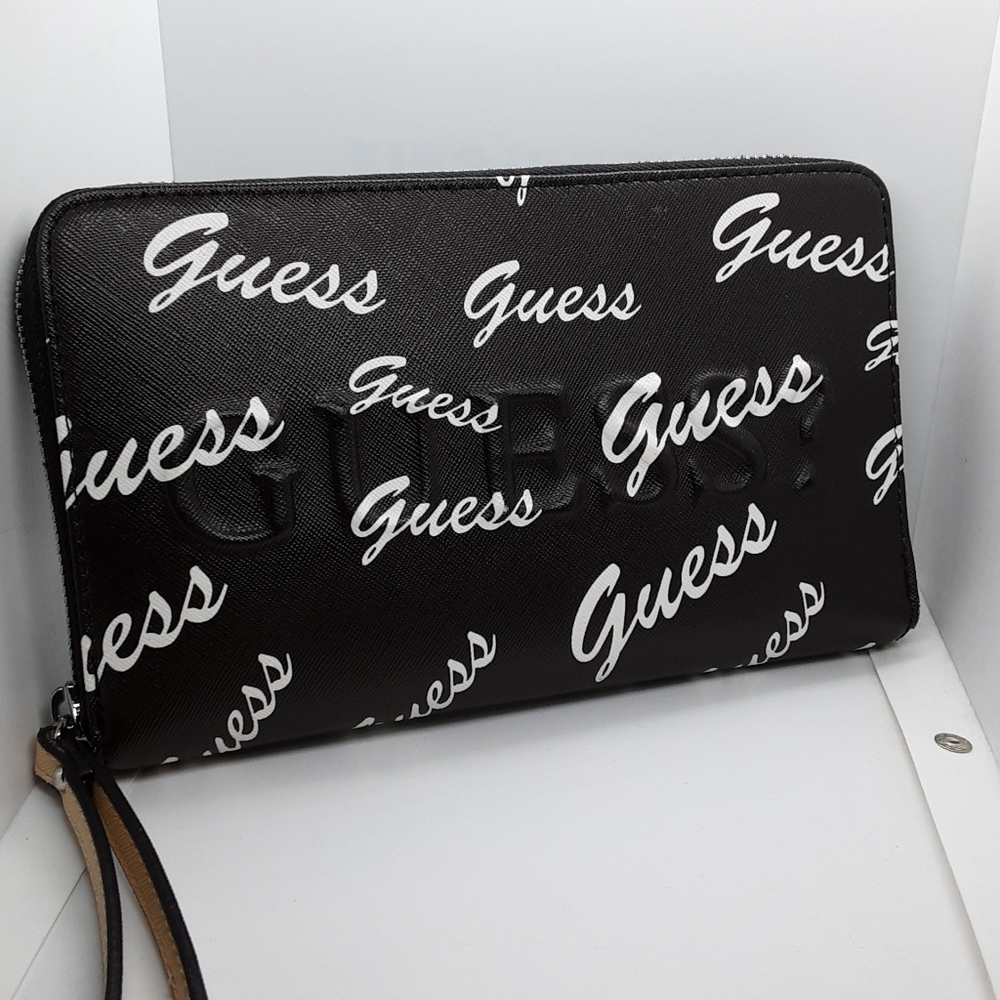 GUESS Wristlet
